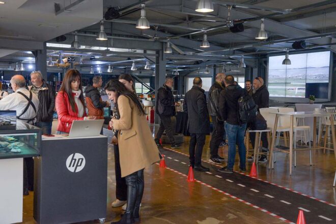HP customer event